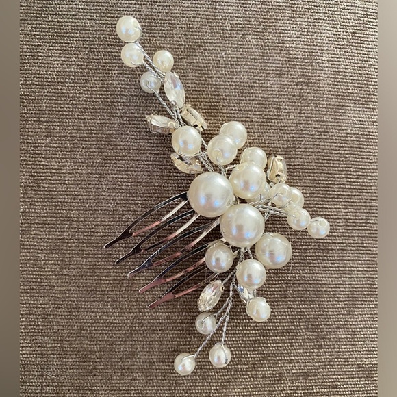 Bridal/Special Occasion Hair Combs - Picture 7 of 9